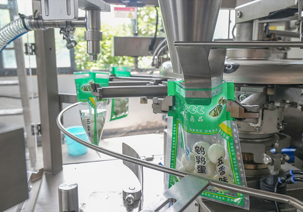 HK-Жидкость-Premade-Pouch-Packaging-Machine.6.jpg